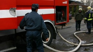 Пламнаха автобус магазин и тото