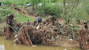 Водолази откриха тялото на 4годишния Мерт в язовира във Винево