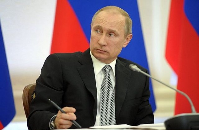 Путин видя в пирожките потенциал за руска верига за бързо хранене