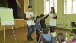 Младежи от БМЧК провеждат ателиета по Психосоциална подкрепа