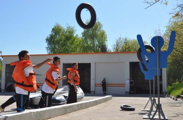 Състезанието по защита при бедствия е утре