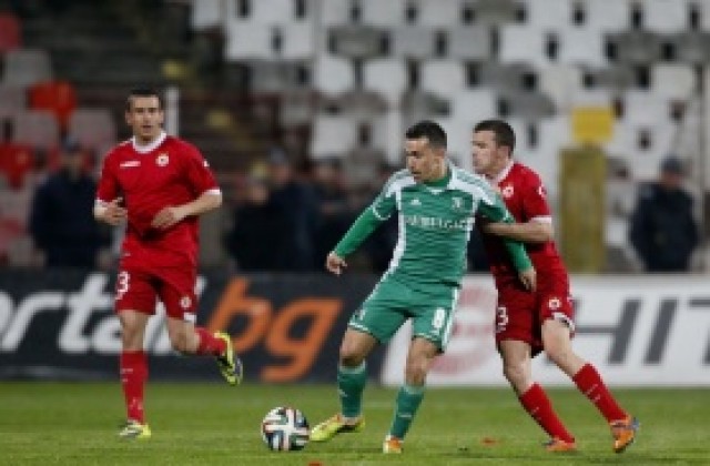 ЦСКА срещу Лудогорец в опит да спре черните серии