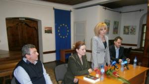 Кандидатът за евродепутат Достена Лаверн се срещна с културни дейци