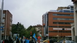 Граждани излязоха пред сградата на общината с искане на оставката
