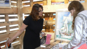 Посетители на Тол Шипс Регата пишат артпослания за Варна