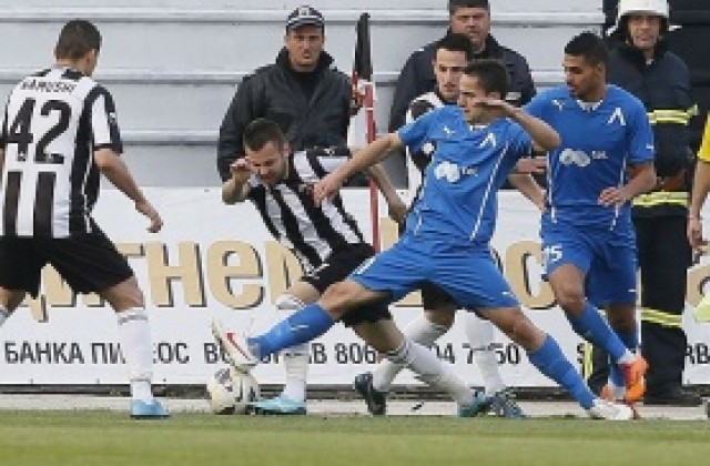 Сашо Тунчев отпадна от групата за мача срещу Левски