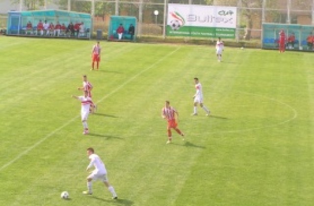 ЦСКА гледа към финала на Бултекс Къп, удари Цървена звезда