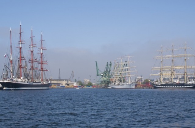 Tall Ships в цифри: Във Варна бяха ветроходи, дълги над километър