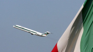 Авиокомпания от ОАЕ се готви да купи 49 от Алиталия