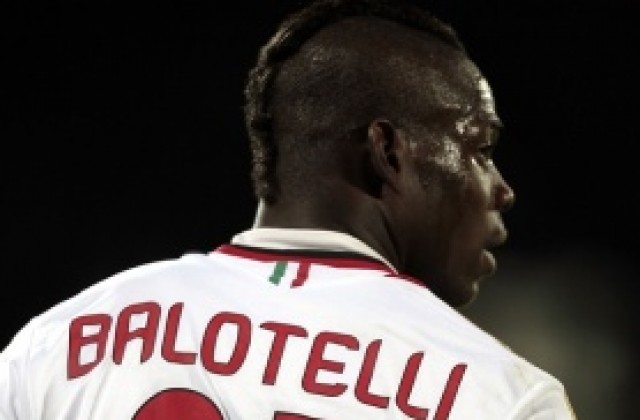 Давидс призова: Докарайте Балотели в Юве!