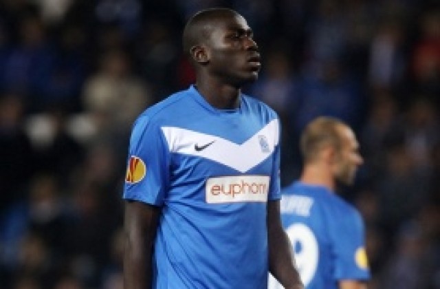 Наполи чака бранител на Генк за медицински прегледи