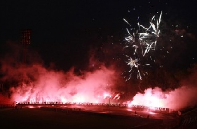 СНИМКИ: „Армията“ изригна в червено за 66 години ЦСКА