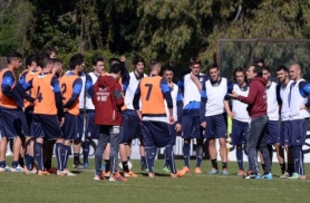 Италия загрява с Люксембург преди началото на Мондиала