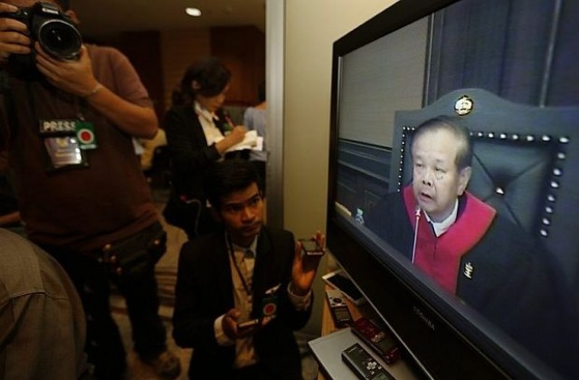 Конституционният съд на Тайланд отстрани премиерката Шинаватра