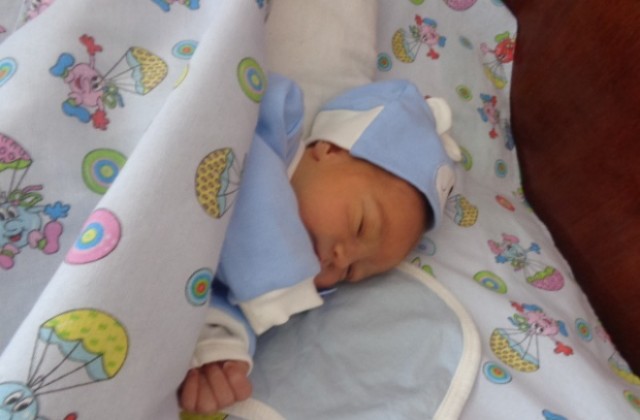 Истински бум на бебета в Дупница. Роди се Марек