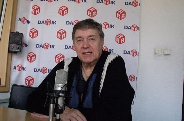 Д. Игнатиев: Залива ни вулкан от новини - нужен е голям опит за обективното им поднасяне