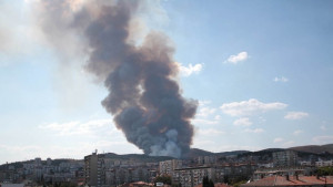 Пожар избухна в апартамент в кв Железник