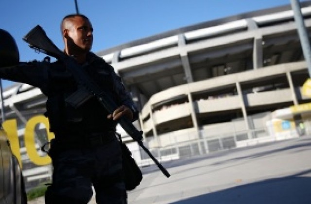 ВИДЕО: Бразилски полицаи протестират в Рио, заплашват с бойкот на Световното