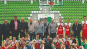 Баскетболният ЧардафонОрловец стана вицешампион на България при юношите