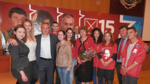 Стотици социалисти посрещнаха Сергей Станишев във Велико Търново и Свищов