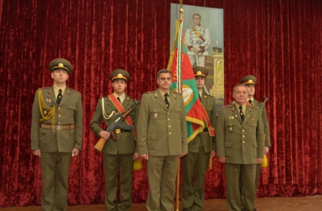 Бригаден генерал Стефан Янев официално пое управлението на НВУ В. Левски