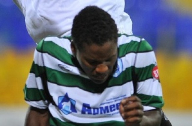 Обездвижиха глезена на Бакари с ботуш