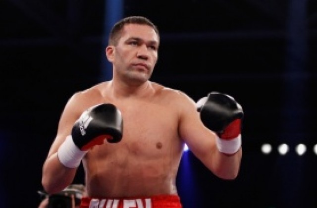 Кобрата срещу Кличко при нова защита на титлата