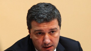 Стойнев Заделени са парите за Химко