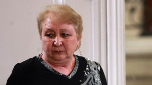 Майката на Антон Петров с награда Достойните българи