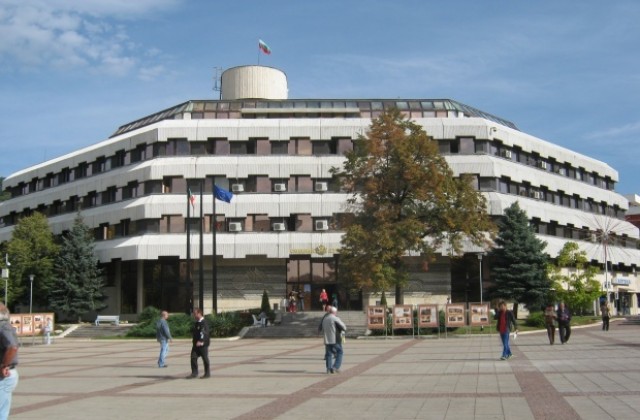 Възстановяват дейността на социалната трапезария в Дупница