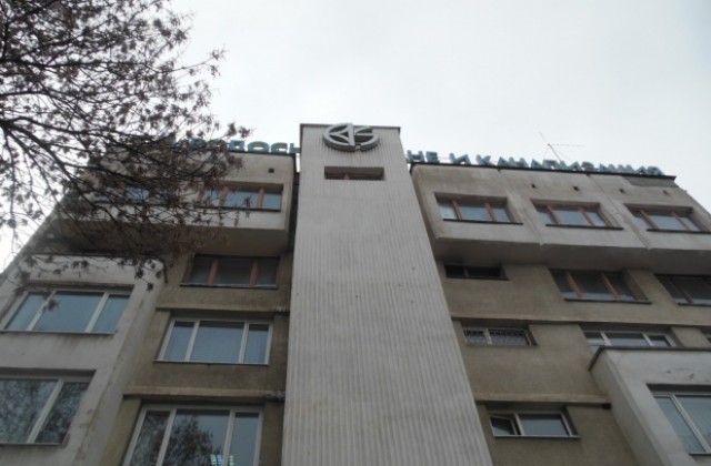 Продължава основният ремонт на водопровода по ул. Архимандрит Зиновий