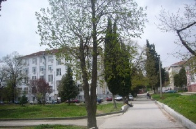 РЗИ: Болният от туберкулоза сириец не е опасен за околните