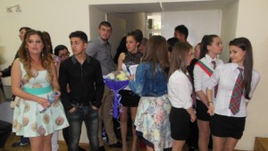 Випускът на победителите на Езикова гимназия брои от 1212