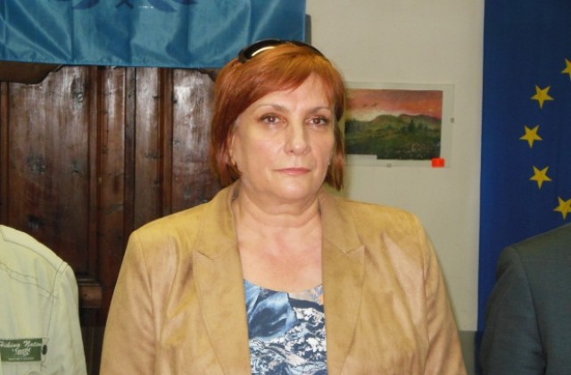 Министър Михайлова: Депо в Джерман- само ако местните се убедят, че е безвредно, ако не- друг терен