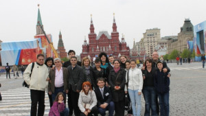 Първо място в Москва за трима деветокласници от ГПЧЕ