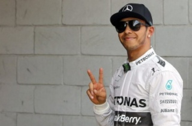 Пълна доминация за Мерцедес и пол-позишън за Хамилтън