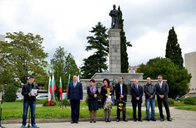 Сливен отбеляза 174 годишни от рождението на Хаджи Димитър