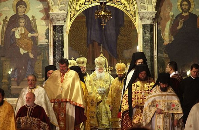 Патриарх Неофит ще отслужи благодарствен молебен