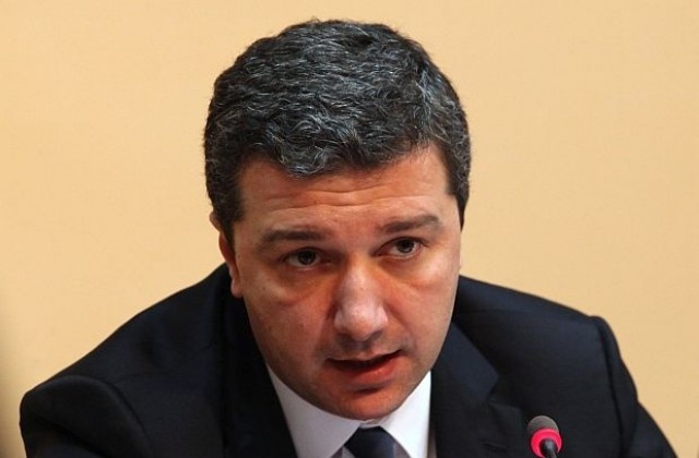 Скача цената на въглищата, обяви министър Стойнев