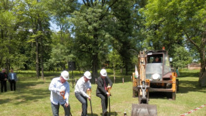 Изграждат игрище за пейнтбол въжен атракцион и нова екопътека в