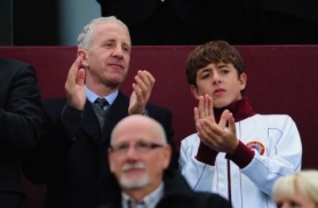 Продават отбора на Стилиян Петров и Сашо Тонев