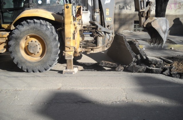 Затварят участък от бул. „Демокрация във Враца за месец