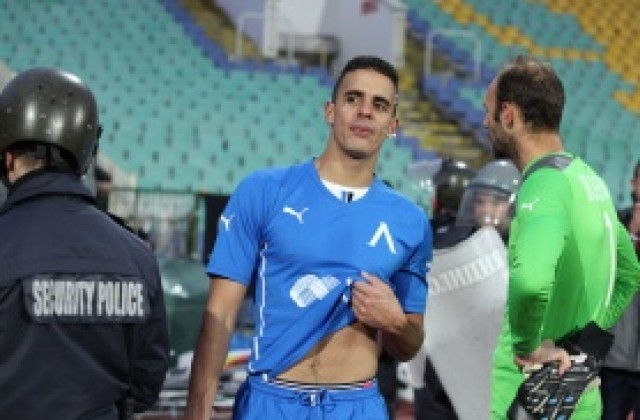 Само един чужденец е с гарантирано място в Левски