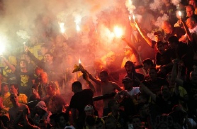 Ботев Пд забрани пиротехниката за финала срещу Лудогорец