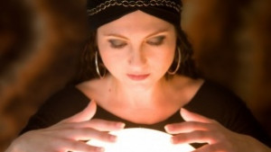 Съдят мними лечители предлагали разваляне на черни магии