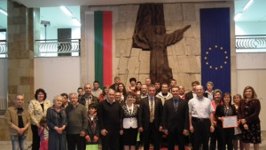 Наградиха участниците в кампанията За един покрасив и почист град