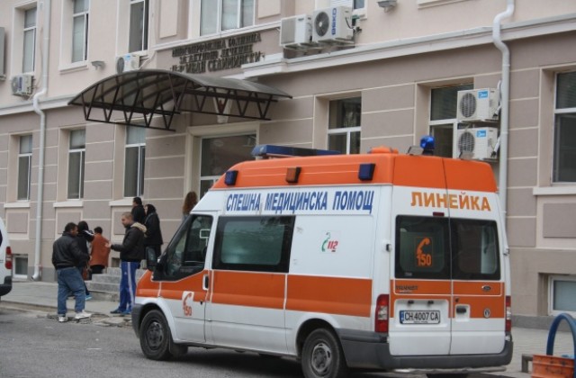 Двама водачи загинаха при катастрофа, временно е затворен пътят за Котел и Омуртаг