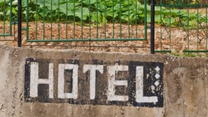 Проверяват колко са безопасни хотелите