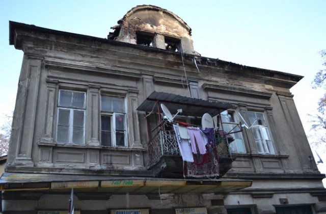 Общината по-лесно ще бута опасни сгради в София