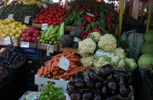 Предупреждават за опасно високо съдържание на нитрати в зеленчуците